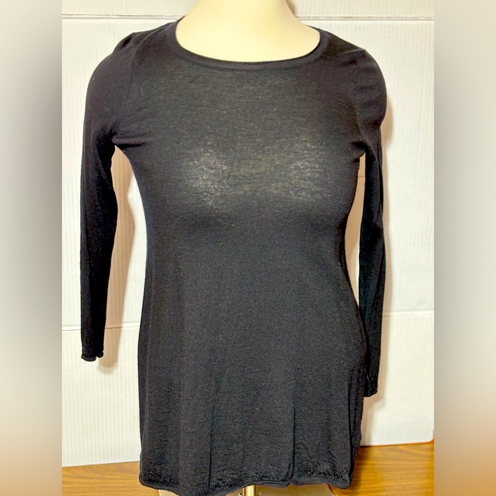Cynthia Rowley 1X 100% merino wool lightweight tunic sweater 32”L “BACK BUTTONS”